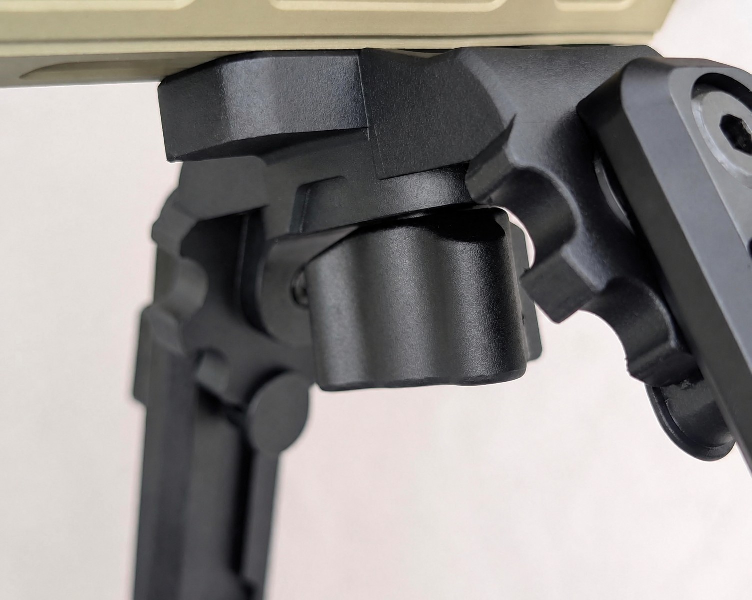 Bipods for Rifles M-Rail Rifle Bipod Quick Release Lightweight | Foldable Leg and Height Adjustable 7.5-10 in | Aluminum & Polymer