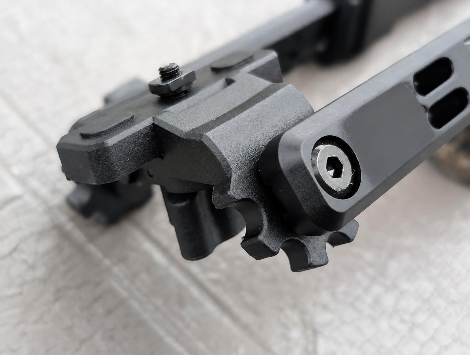 Bipods for Rifles M-Rail Rifle Bipod Quick Release Lightweight | Foldable Leg and Height Adjustable 7.5-10 in | Aluminum & Polymer
